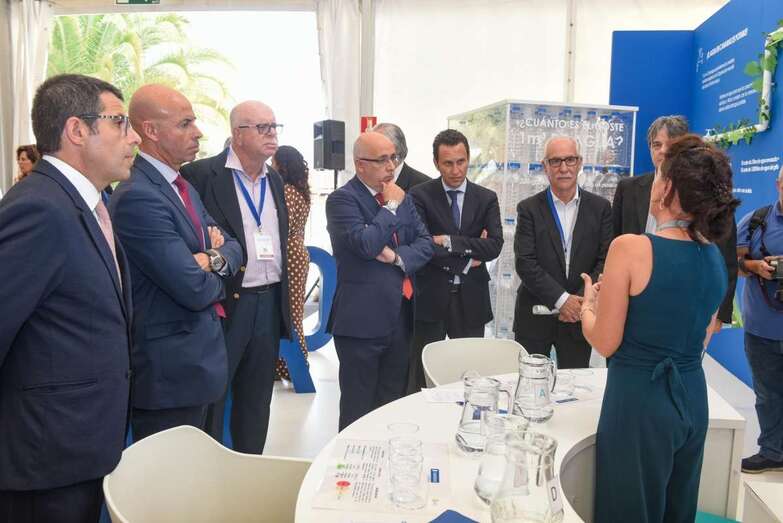 Imagen de la inauguración de la feria (Foto TA)