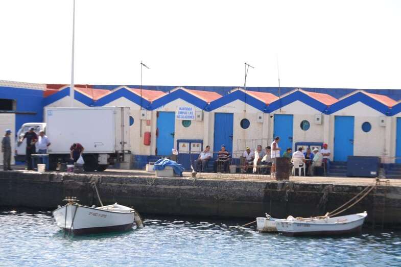 Imagen de archivo del muelle pesquero de Taliarte (Foto TA)