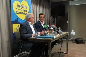 Juntos por Gran Canaria sale a la calle para explicar su proyecto de Isla (foto Acfi Press y TA)