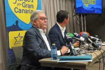 Juntos por Gran Canaria sale a la calle para explicar su proyecto de Isla (foto Acfi Press y TA)
