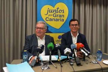 Juntos por Gran Canaria sale a la calle para explicar su proyecto de Isla (foto Acfi Press y TA)