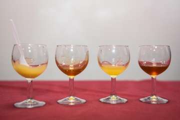 Un panel de expertos catadores valoraron 63 muestras (Foto TA)