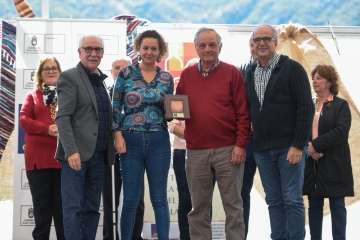 El Cabildo reconoce la labor de los apicultores de Telde en la entrega de premios del Concurso de Mieles (Foto TA)