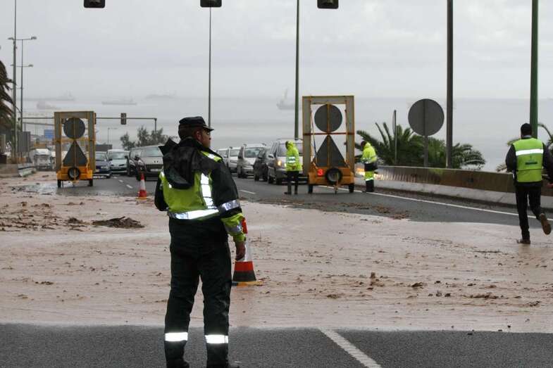 El túne de La Laja, cerrado al tráfico por un episodio de lluvias en una imagen de archivo (Foto TA)