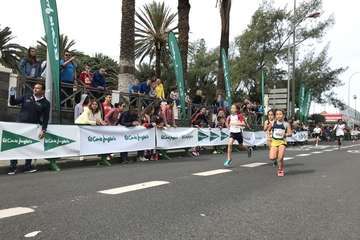 2.400 atletas vivieron la XXXIII Carrera Popular de El Corte Inglés (Foto TA)