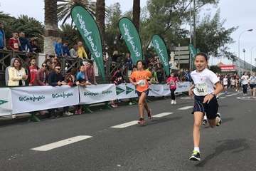 2.400 atletas vivieron la XXXIII Carrera Popular de El Corte Inglés (Foto TA)