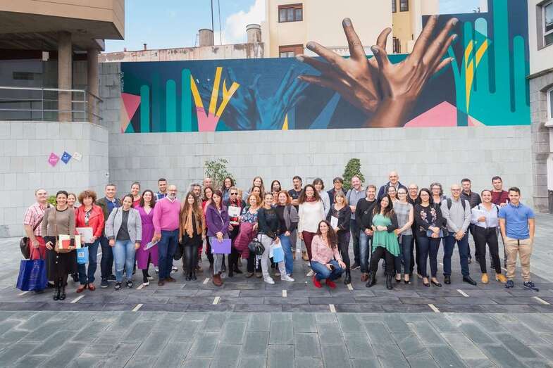 Representantes municipales y de las compañías (Foto TA)