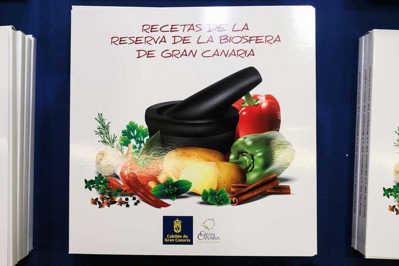  El recetario incluye siete menús completos con tapa, primer plato, segundo y postre, uno por cada uno de los municipios de la Reserva (Foto TA)