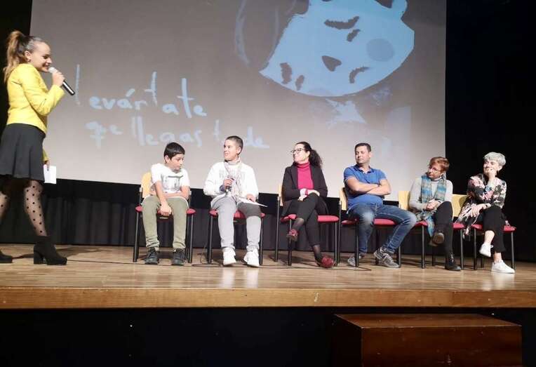 Representación de una obra teatral sobre el acoso escolar (Foto TA)