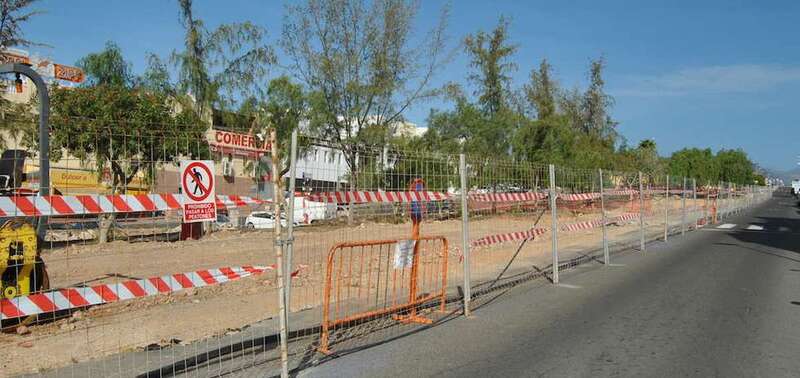 La ampliación del parking se consigue en el margen izquierdo de la calle San Salvador (Foto TA)