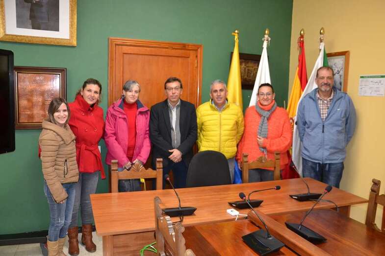 Este viernes se dio la bienvenida al persona contratado dentro del programa del FDCAN (Foto TA)