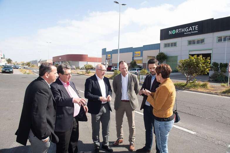 El Cabildo ha destinado 900.000 euros a la renovación de las luminarias (Foto TA)