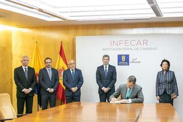 El Rey Felipe VI se interesa por Infecar y la industria del cine de Gran Canaria (Foto TA)
