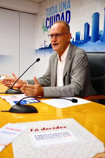 El concejal Sergio Millares presentó el programa de actos (Foto TA)