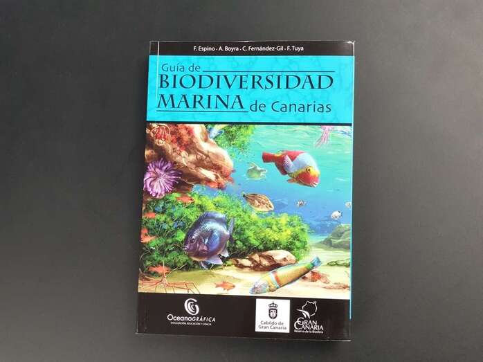 Libro de la Guía de la Biodiversidad Marina de Canarias (Foto TA)
