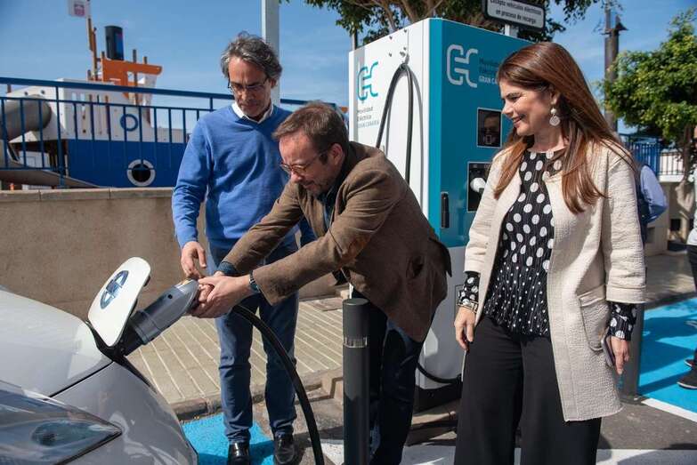 La segunda fase contempla la instalación de otros puntos de recarga en otros cuatro municipios (Foto TA)