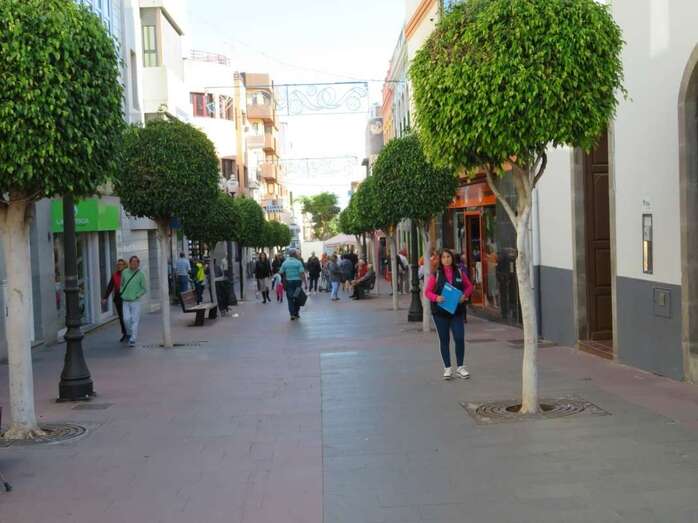 Las zonas comerciales abiertas y parques empresariales de Telde se podrán acoger a estas ayudas (Foto TA)