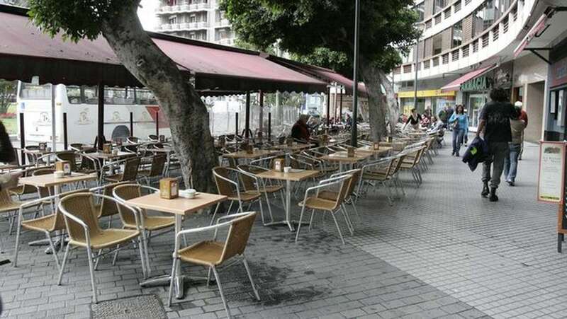 Imagen de archivo de una terraza en la capital grancanaria (Foto TA)