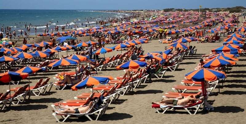 Los hechos ocurrieron a mediodía en la Playa del Inglés (Foto TA)