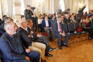 El expresidente José María Aznar presentó un libro en Gran Canaria (Foto Acfi Press)