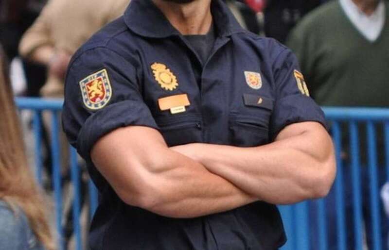 Agente de la Policía Nacional (Foto TA)