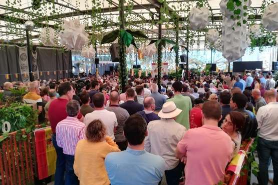 El colectivo LGTB canario, indignado con que un 'chiringay' acoja un mitin de Vox (Foto TA)