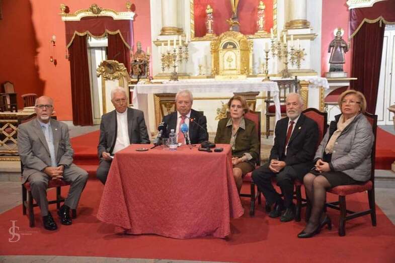 Momento de la presentación del programa de la Semana Santa capitalina (Foto TA)