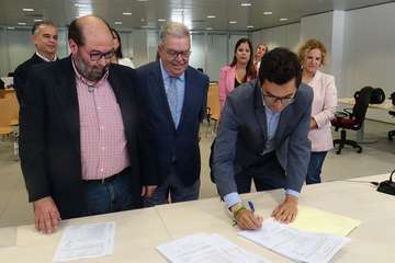 CC-UxGC presenta sus candidaturas al Parlamento de Canarias y al Cabildo de Gran Canaria (Foto TA)