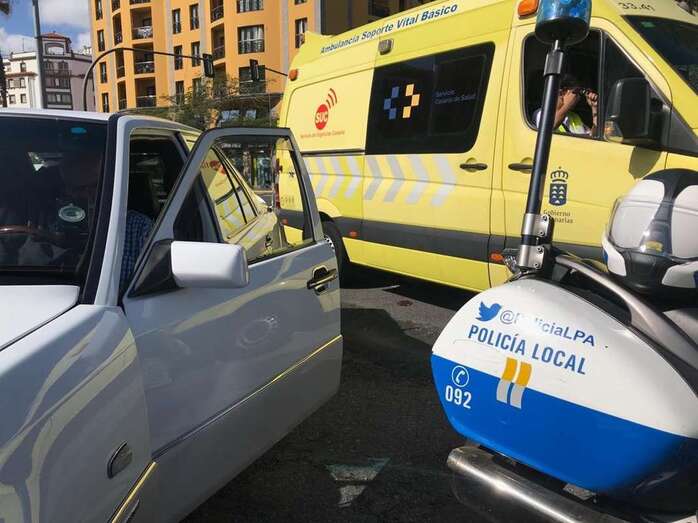 Imagen de archivo de una ambulancia del SUC (Foto TA)