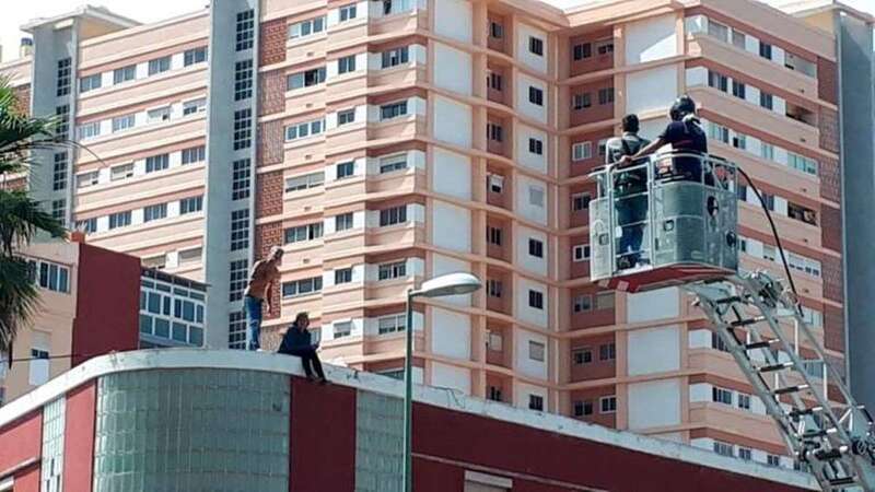 Imagen del incidente que se registró este miércoles en la capital grancanaria (Foto Canarias7 / Arcadio Suárez)