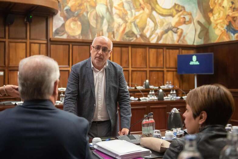 El presidente grancanario Antonio Morales, durante el pleno de este miércoles (Foto TA)