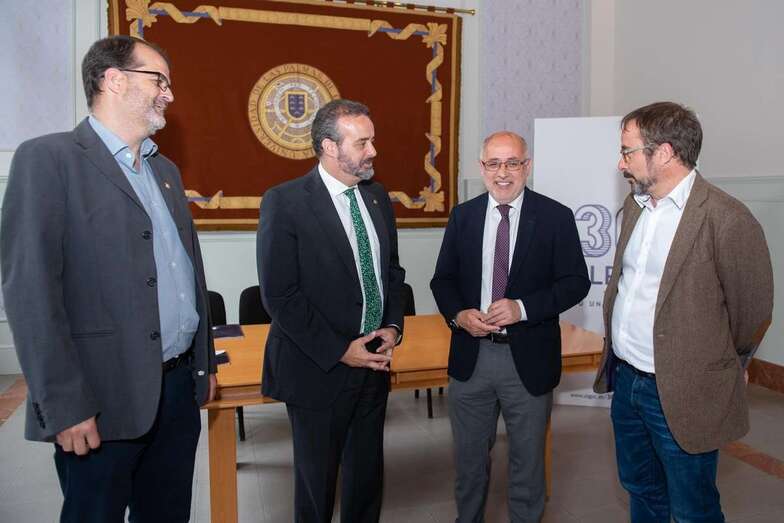  La Universidad solicitará al Gobierno canario la aportación de una cantidad al menos similar a la del Cabildo (Foto TA)
