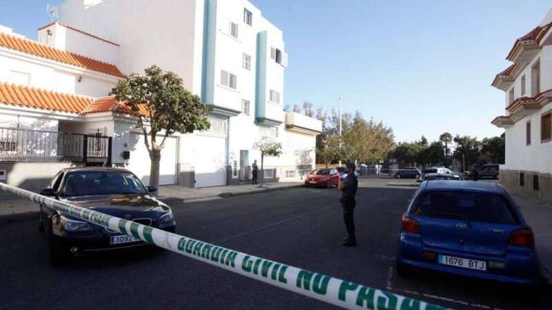 Imagen de la calle acordonada (Foto Borja Suárez/C7)