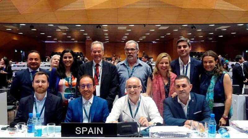 Delegación española en la reunión de la Unesco en Bakú que defendió la candidatura de Risco Caído (Foto TA)