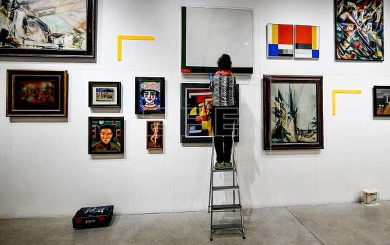 algunas de las obras que se exponen en el nuevo museo de la Bauhaus, en Alemania (Foto Efe)