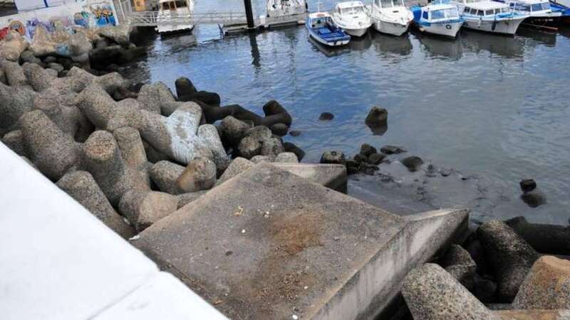 Tetrápodos, en la Avenida Marítima (Foto C7)