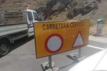 Nuevo incendio en la cumbre grancanaria (Foto TA y EFE)