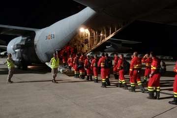 Evolución del Incendio de la cumbre que comenzó este sábado en Valleseco (Foto TA y otros)