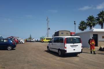 Evolución del Incendio de la cumbre que comenzó este sábado en Valleseco (Foto TA y otros)