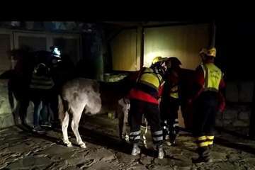 Evolución del Incendio de la cumbre que comenzó este sábado en Valleseco (Foto TA y otros)