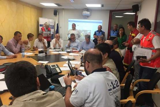 Tercera jornada del incendio de Valleseco (Foto TA)