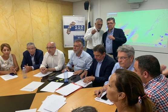 Tercera jornada del incendio de Valleseco (Foto TA)