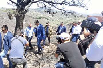 El incendio de la cumbre de Gran Canaria en su sexta jornada (Foto TA, EFE, Acfi Press y otros)