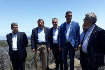 El incendio de la cumbre de Gran Canaria en su sexta jornada (Foto TA, EFE, Acfi Press y otros)