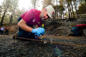 Explicación y recreación de la investigación de causas de incendios forestales (Foto TA)