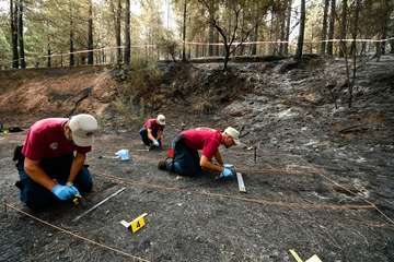 Explicación y recreación de la investigación de causas de incendios forestales (Foto TA)