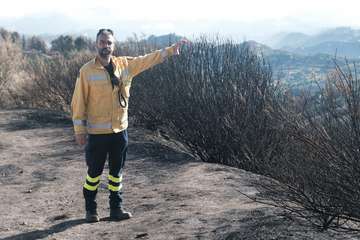 El jefe de Emergencias del Cabildo de Gran Canaria, Federico Trillo, explicó este jueves el desarrollo del último fuego que afectó a la Isla (Foto TA)