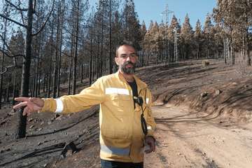 El jefe de Emergencias del Cabildo de Gran Canaria, Federico Trillo, explicó este jueves el desarrollo del último fuego que afectó a la Isla (Foto TA)