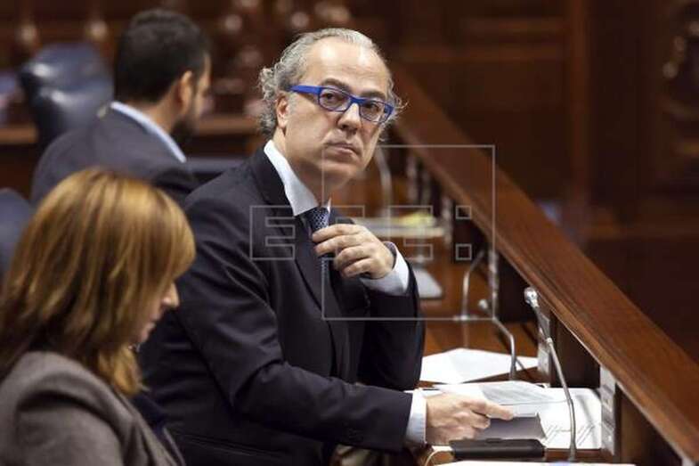 Jesús Morera, durante su etapa como consejero de Sanidad (Foto Efe / Ramón de La Rocha)