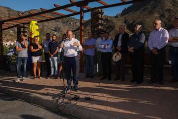 Una escultura del teldense Luis Arencibia Betancor homenajea a Néstor Álamo en Tejeda (Foto TA)